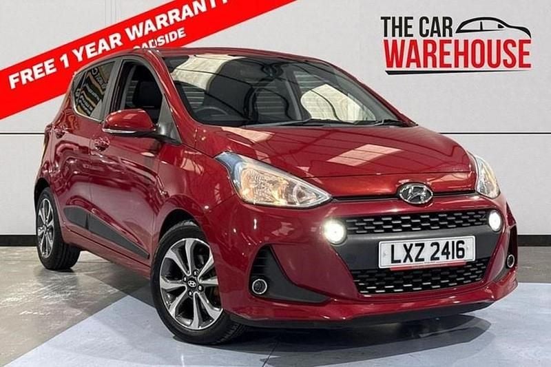 Used Hyundai i10 Premium SE 87 HP (63 kW) 2017 Red Hatchback