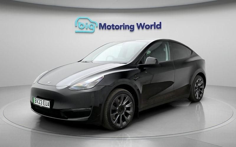 Used Tesla Model Y Long Range AWD 286 kW (389 HP) 2025 SUV
