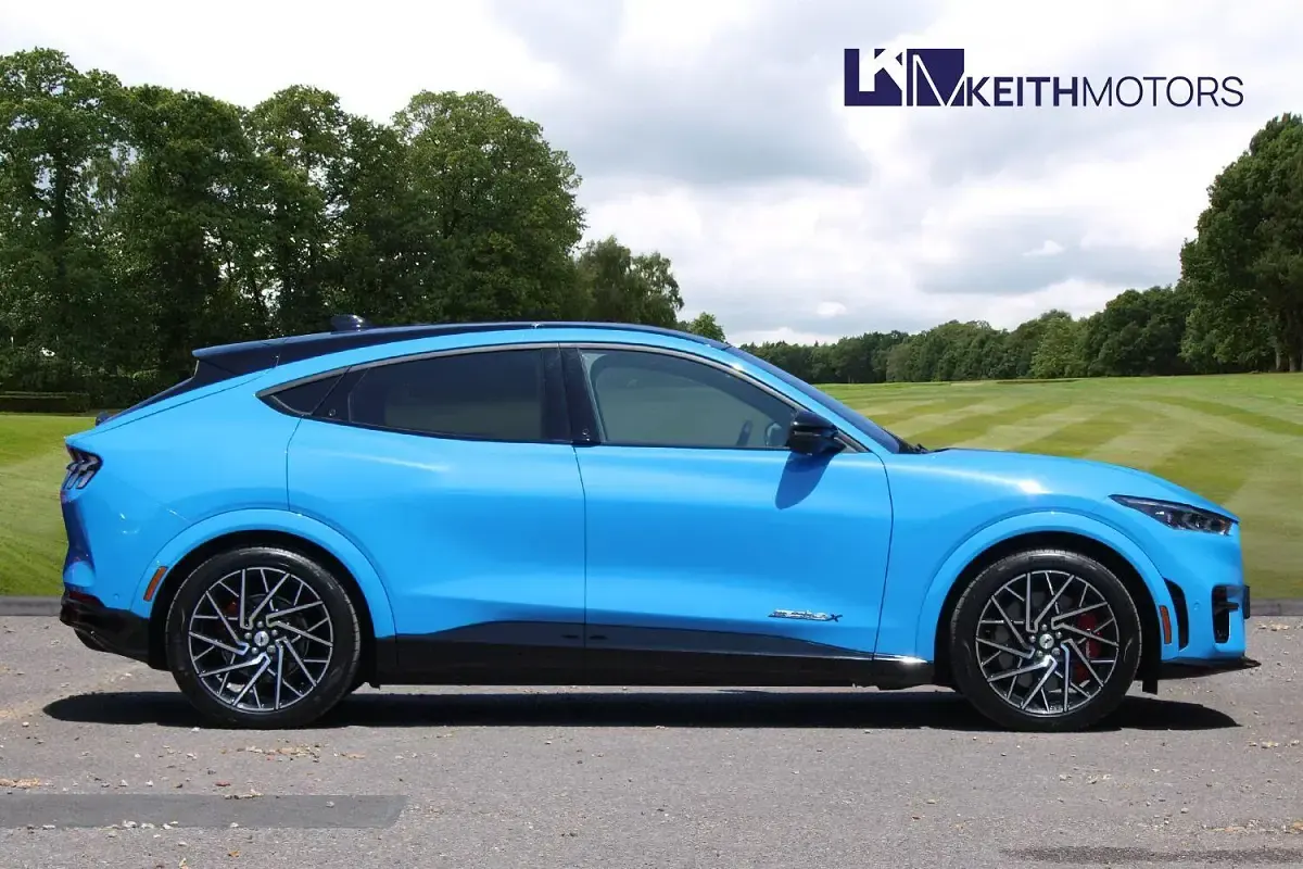 Used Ford Mustang GT 487 HP (358 kW) 2023 Blue Hatchback