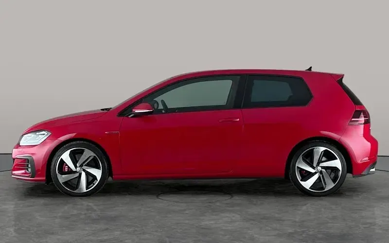 Used VW Golf VII GTI 245 HP (180 kW) 2019 Red Hatchback