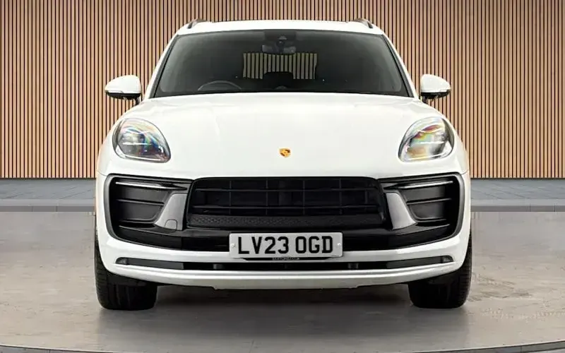 Used Porsche Macan 265 HP (194 kW) 2025 SUV