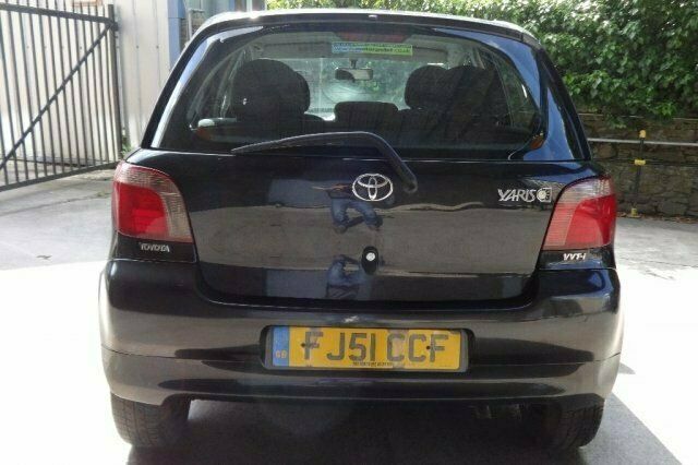 Used 2001 Toyota Yaris Hatchback | £1,095 (Fair price) - Image 1/4