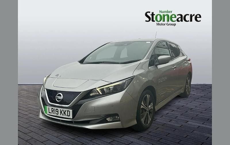 Used Nissan Leaf N-Connecta 110 kW (150 HP) 2019 Silver Hatchback