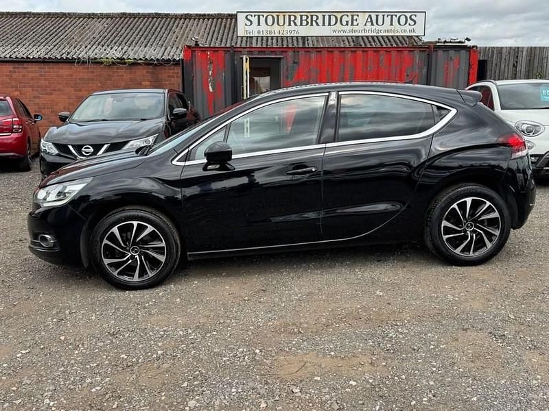 Used DS Automobiles DS4 Elegance 120 HP (88 kW) 2016 Black Hatchback