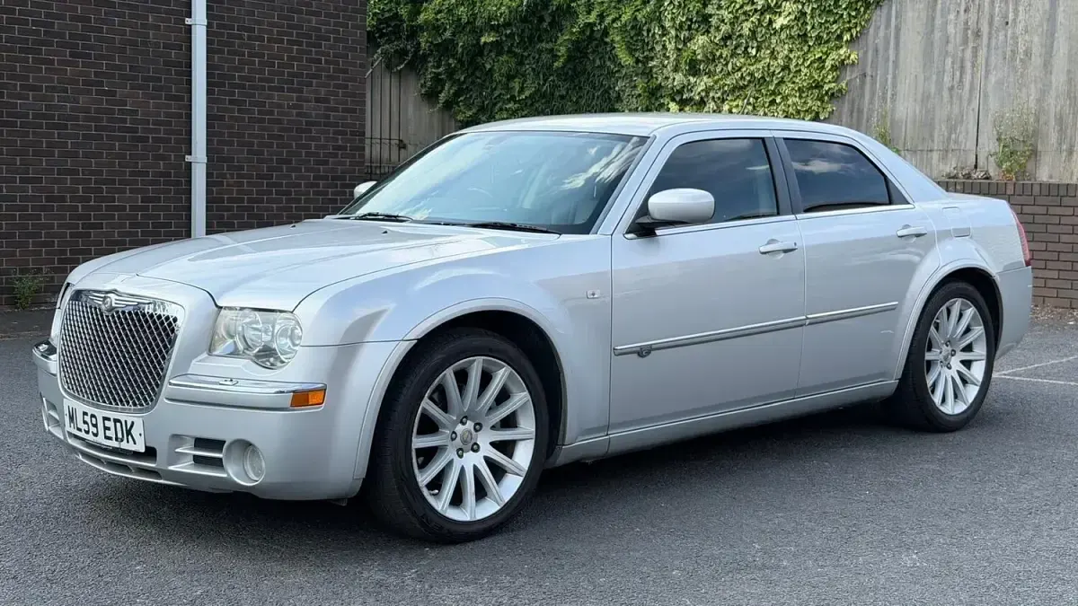 Used Chrysler 300C 2009 Silver Sedan