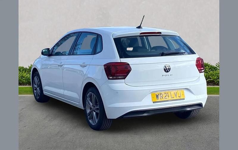 Used VW Polo SEL 110 HP (80 kW) 2021 White Hatchback