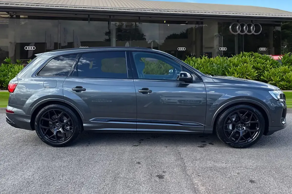 New Audi Q7 Black Edition 2026 Grey SUV