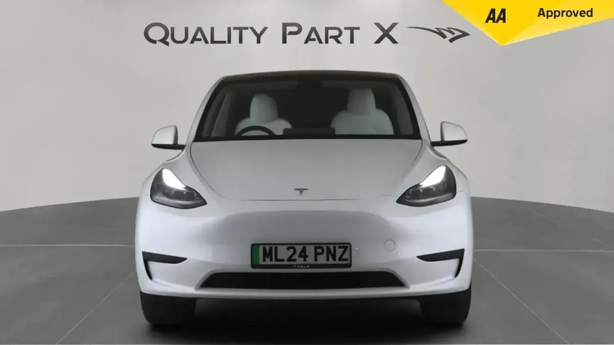 Used Tesla Model Y RWD 219 kW (299 HP) 2024 White SUV