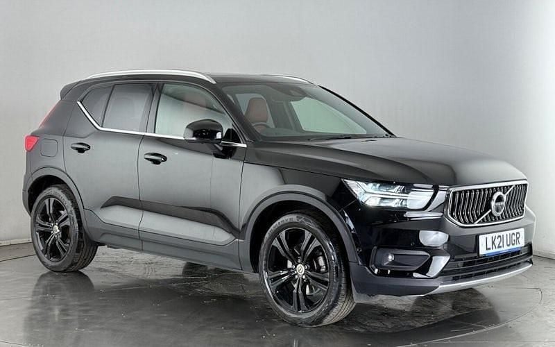 Black Used 2021 Volvo XC40 Inscription SUV | £27,100 (Fair price) - Image 1/3
