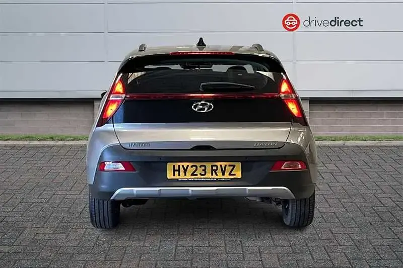 Usado Hyundai Bayon SE 100 CV (73 kW) 2023 Marrón SUV