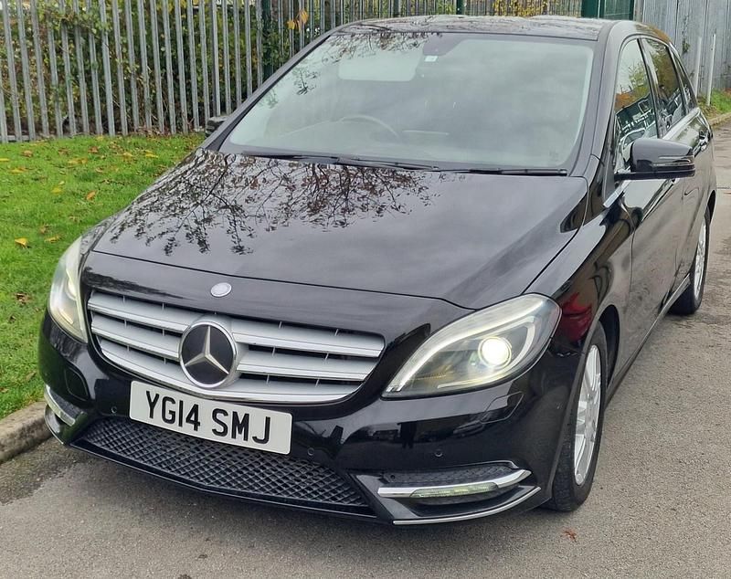 Used Mercedes B180 122 HP (89 kW) 2014 Black MPV