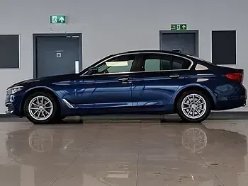 Used BMW 520 Sport Line 190 HP (139 kW) 2017 Blue Hatchback