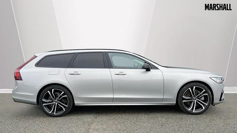 Used Volvo V90 Ultra 455 HP (334 kW) 2024 Silver Estate