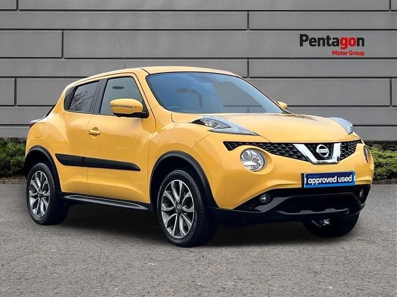 Yellow Used 2016 Nissan Juke Tekna SUV | £6,995 (Fair price) - Image 1/4