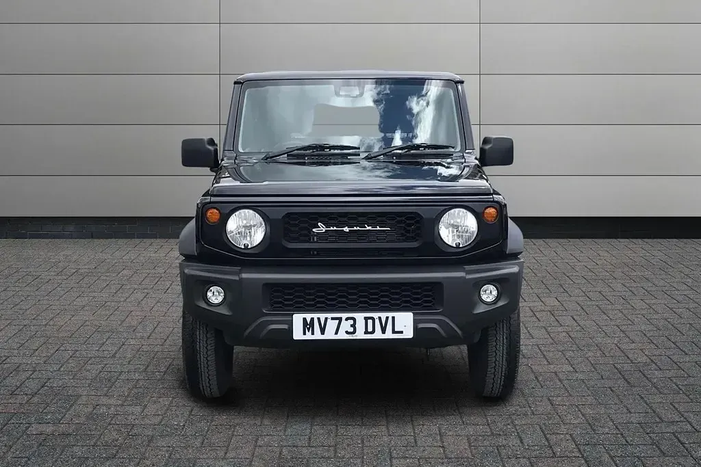 Usado Suzuki Jimny 2023 Preto SUV