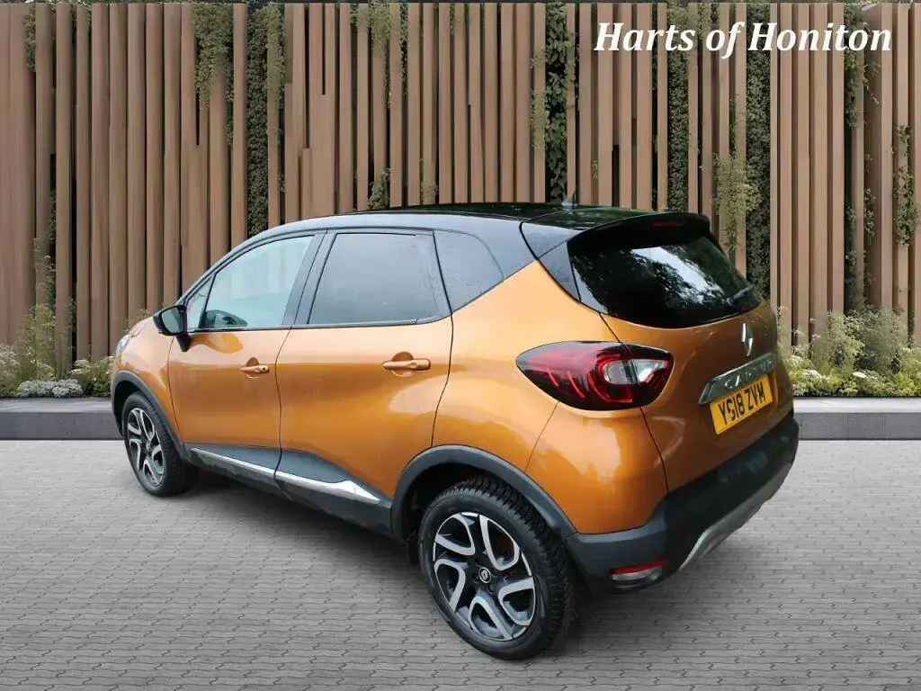 Used Renault Captur Dynamique 2018 Orange SUV