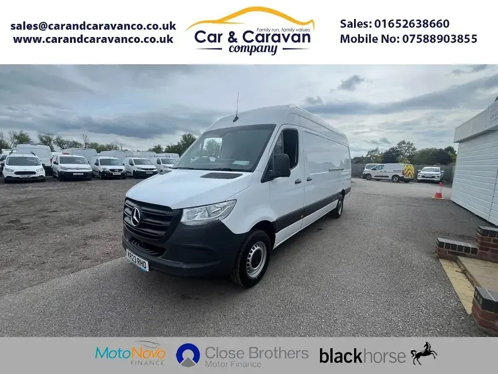 Used Mercedes Sprinter Progressive 148 HP (108 kW) 2023 White Van