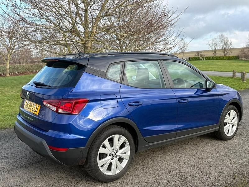 Used Seat Arona SE Technology 95 HP (69 kW) 2020 Blue SUV