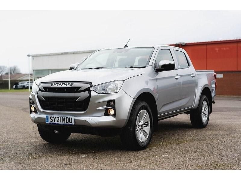 Used Isuzu D-Max 163 HP (119 kW) 2021 Silver Pickup