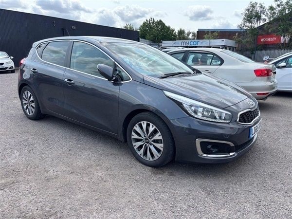 Grey Used 2015 Kia Ceed 3 Hatchback | £7,989 (Expensive) - Image 1/1