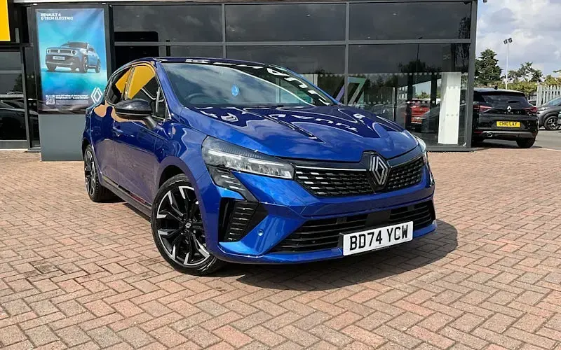 Used Renault Clio Techno 90 HP (66 kW) 2025 Hatchback