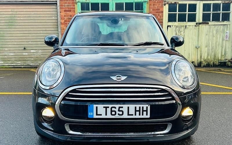 Used Mini Cooper Hatch 136 HP (100 kW) 2017 Hatchback