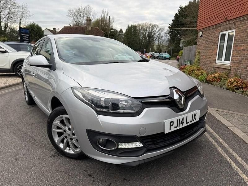 Used Renault Mégane III Dynamique 110 HP (80 kW) 2014 Silver Hatchback