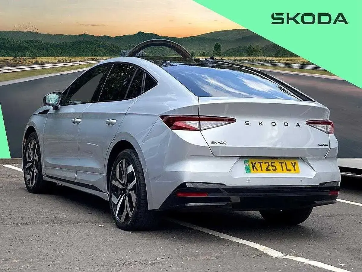 Used Skoda Enyaq iV SportLine 210 kW (286 HP) 2025 Silver SUV