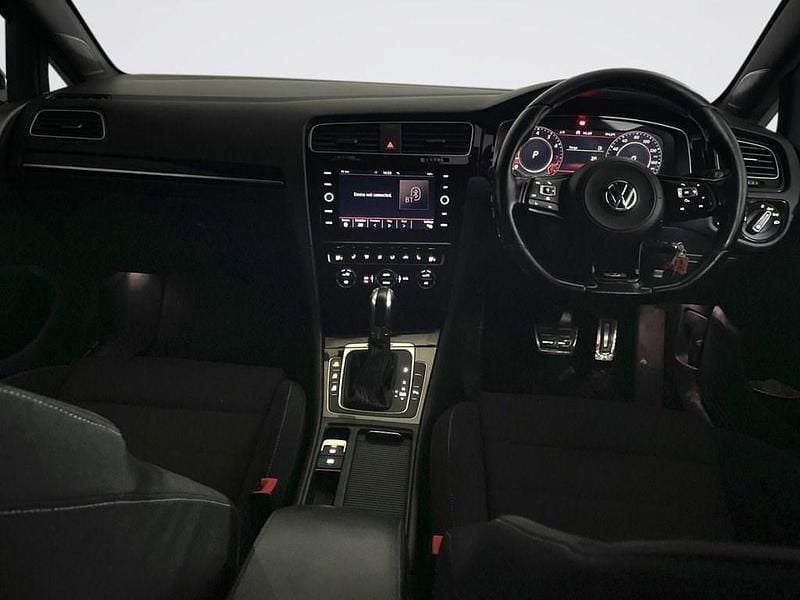 Used VW Golf VII R 310 HP (228 kW) 2018 Red Hatchback