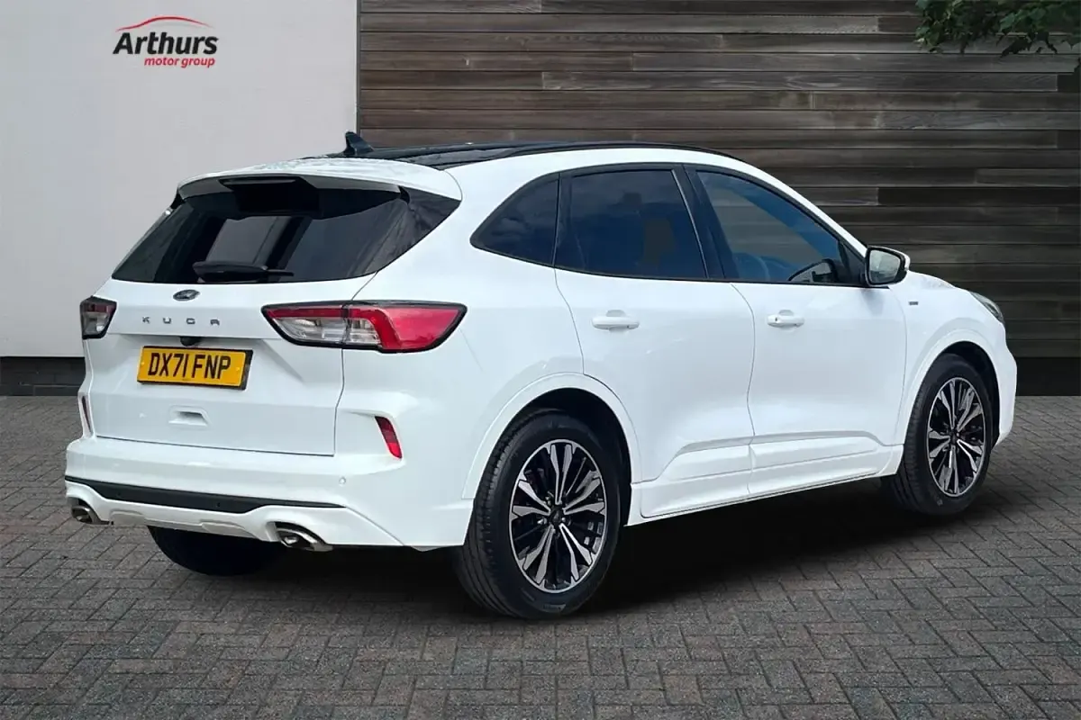 Used Ford Kuga ST-Line X 190 HP (139 kW) 2022 White SUV