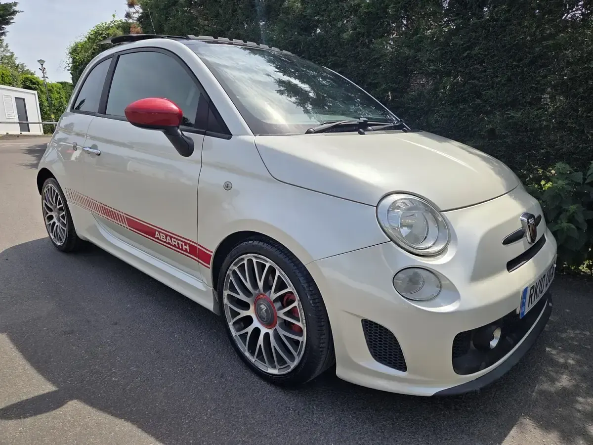 Used Abarth 500 135 HP (99 kW) 2010 White Hatchback