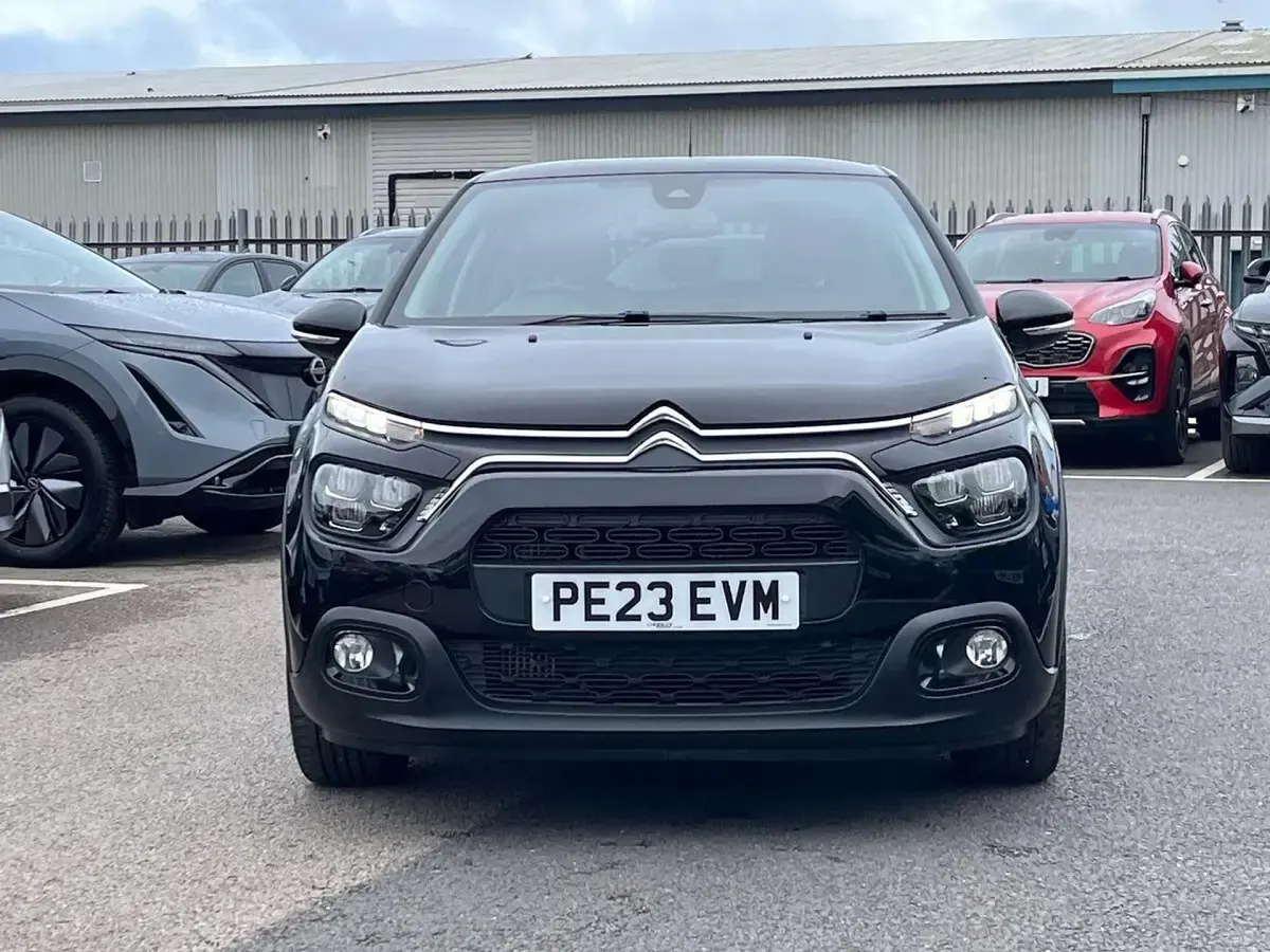 Used Citroën C3 PureTech 110 HP (80 kW) 2022 Black Hatchback