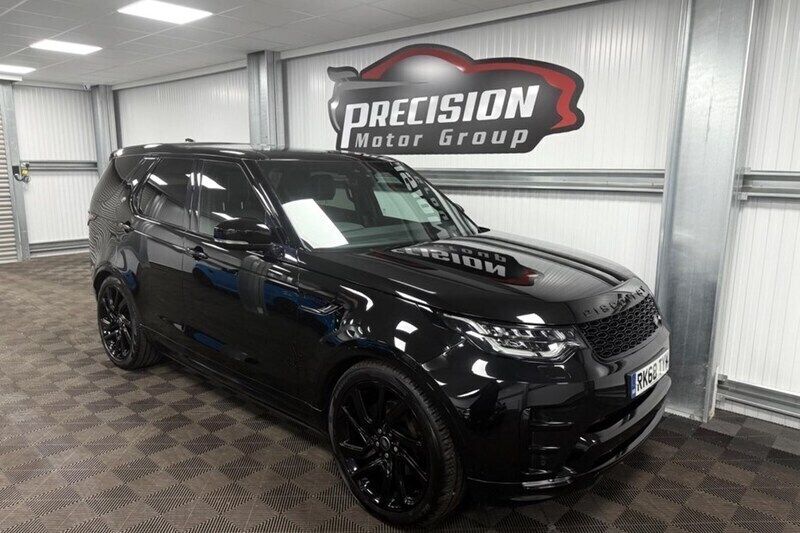 Black Used 2018 Land Rover Discovery 5 HSE SUV | £28,495 (Good price) - Image 1/1