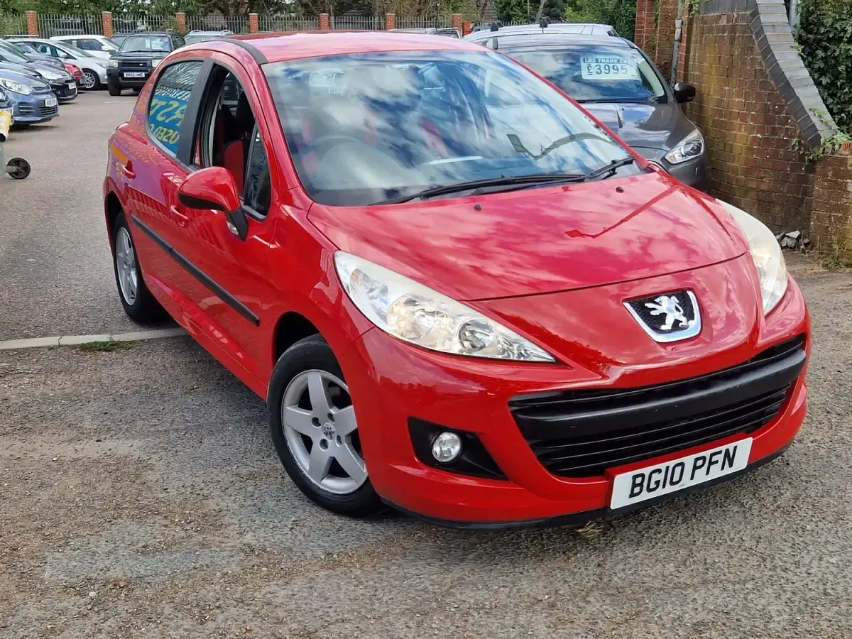 Used Peugeot 207 2010 Red Hatchback