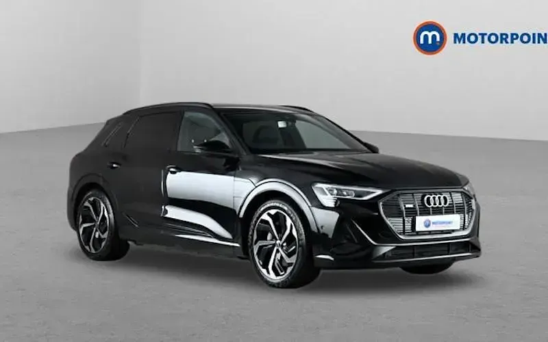 Używany Audi e-tron Black Edition 230 kW (313 KM) 2022 SUV