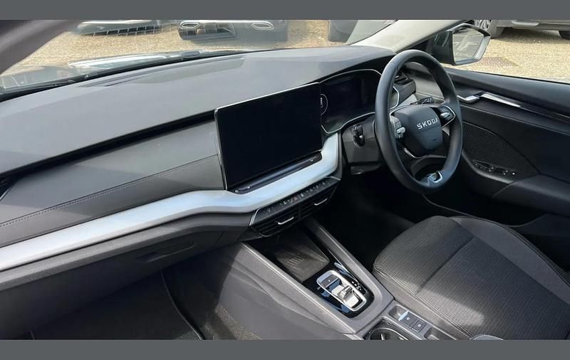 Used Skoda Octavia SE Technology 150 HP (110 kW) 2025 Graphite grey metallic Estate