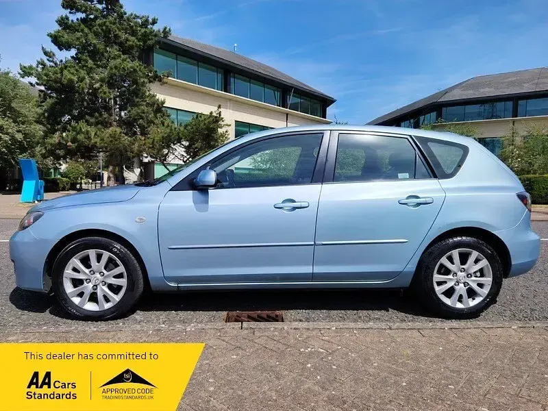Used Mazda 3 105 HP (77 kW) 2007 Silver Hatchback