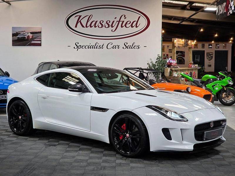 White Used 2014 Jaguar F-Type Supercharged Coupe | £22,399 (Good price) - Image 1/4