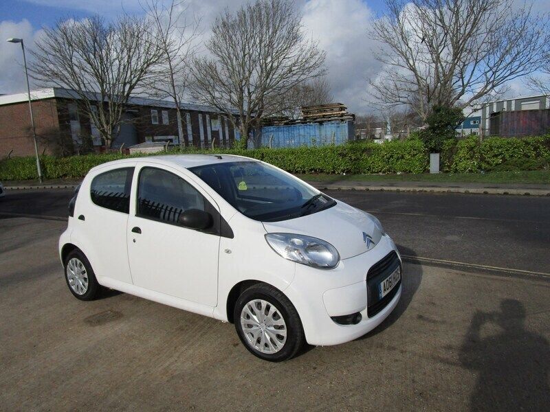 White Used 2011 Citroën C1 VTR Sport Hatchback | £2,895 (A bit pricey) - Image 1/4