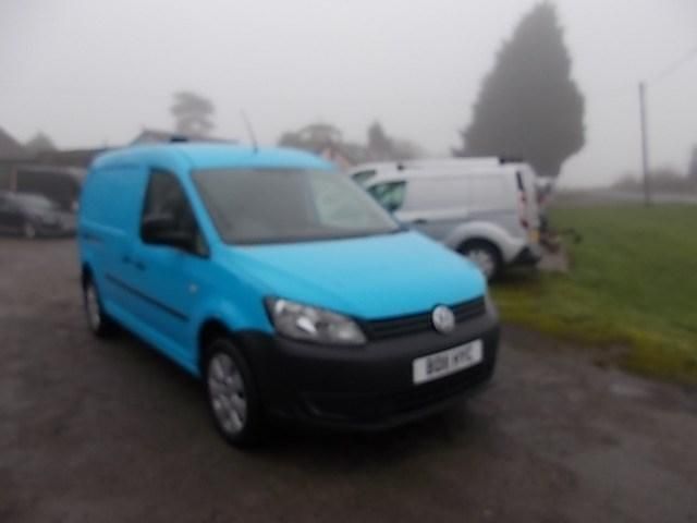 Blue Used 2011 VW Caddy Maxi MPV | £3,450 (Fair price) - Image 1/4