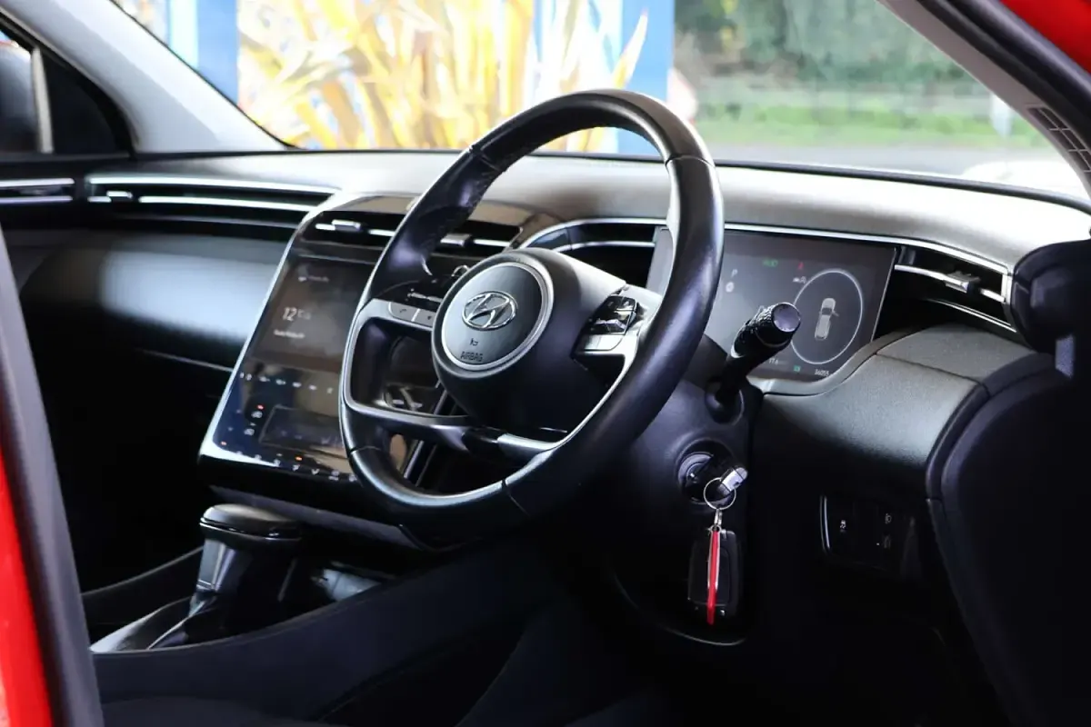 Begagnad Hyundai Tucson SE 180 HK (132 kW) 2022 Röd SUV