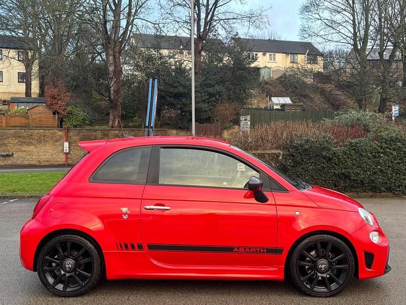 Used Abarth 595 Turismo 165 HP (121 kW) 2016 Red Hatchback