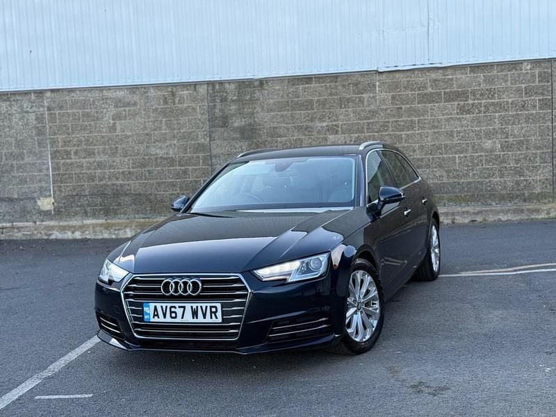 Used Audi A4 Comfort 190 HP (139 kW) 2017 Blue Estate