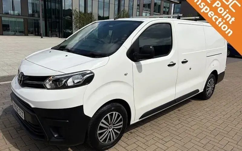 Used Toyota Proace 140 HP (102 kW) 2023 MPV