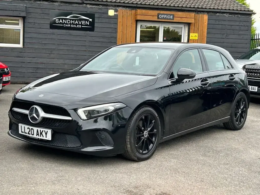 Used Mercedes A180 Executive 116 HP (85 kW) 2020 Black Hatchback