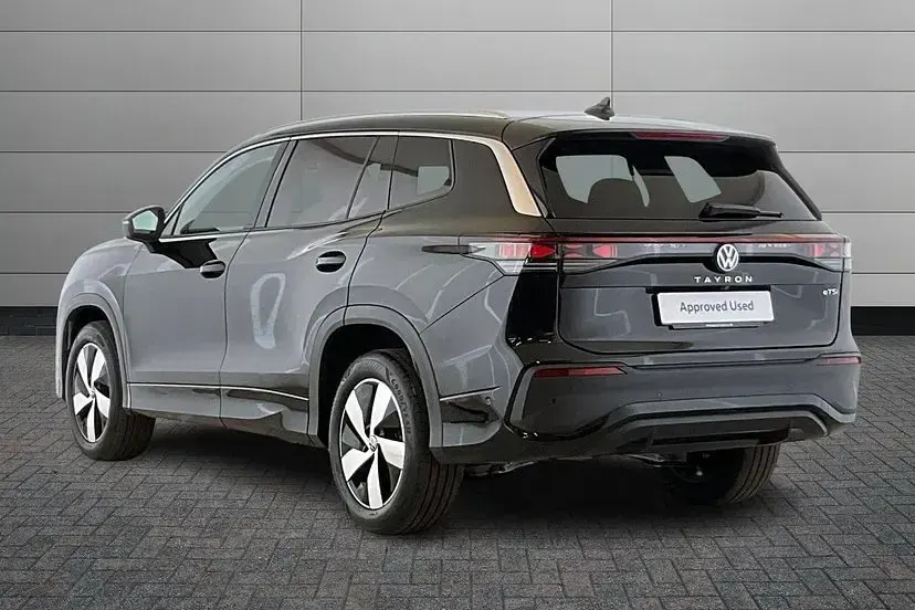 New VW Tayron Match 150 HP (110 kW) 2026 Grenadilla black SUV