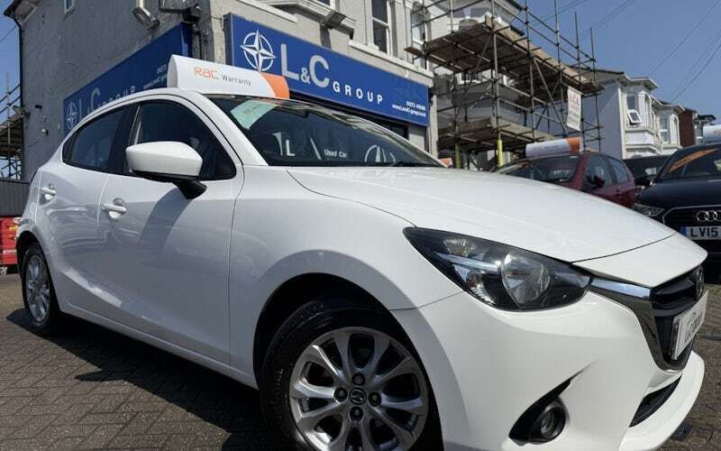 White Used 2015 Mazda 2 Hatchback | £5,790 (A bit pricey) - Image 1/4