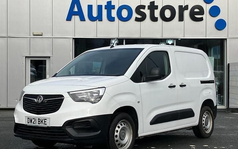 Used Vauxhall Combo 101 HP (74 kW) 2021 Van