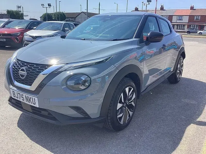 Used Nissan Juke Acenta Premium 114 HP (83 kW) 2025 Grey SUV
