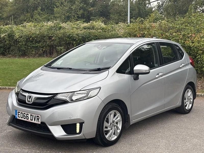 Silver Used 2017 Honda Jazz SE Hatchback | £8,000 (Good price) - Image 1/4